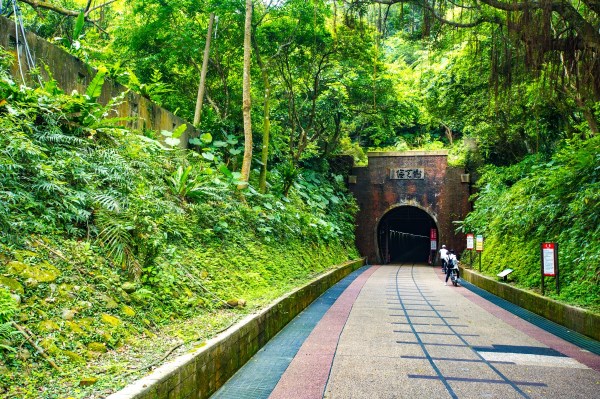 舊草嶺隧道