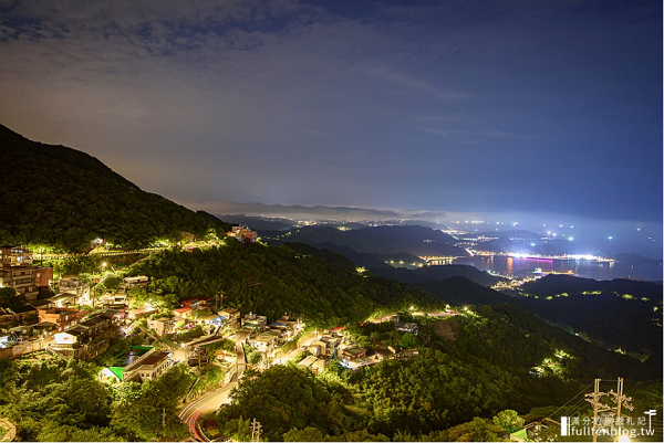 九份山城空拍夜景